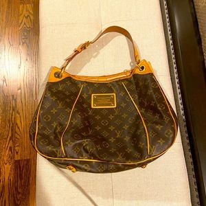 Louis Vuitton Galleria